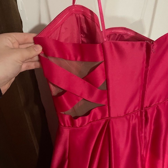 Off the Shoulder Pink Dress - Picture 4 of 7